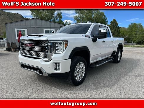 Used 2022 GMC Sierra 3500 Denali w/ Denali Ultimate Package AWD/4WD image 1