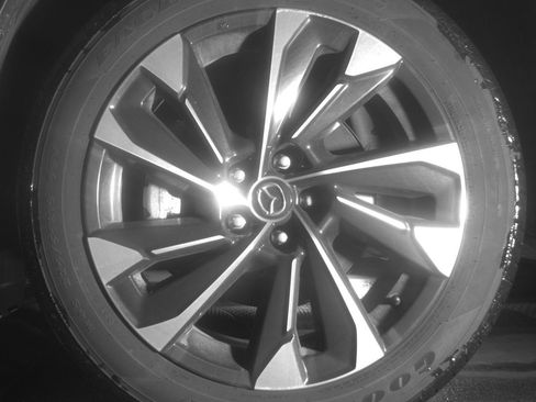 Used 2025 MAZDA CX-50 2.5 Hybrid w/ Premium Plus Pkg image 12