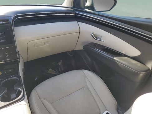 Used 2023 Hyundai Tucson Limited image 15