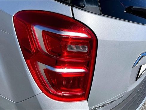 Used 2017 Chevrolet Equinox LS image 20