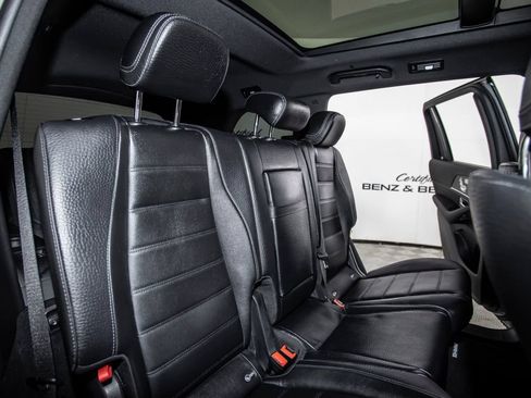 Used 2025 Mercedes-Benz GLS 580 4MATIC image 19