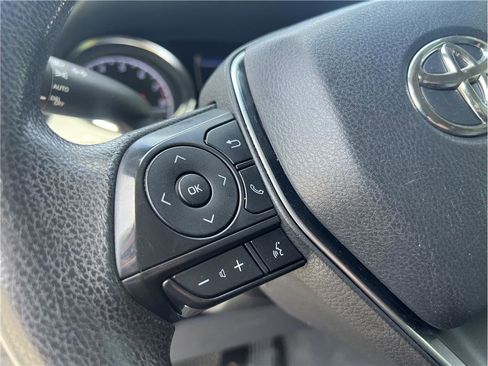 Used 2018 Toyota Camry LE w/ Protection Package (Q2) FWD image 17