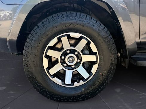 Used 2021 Toyota 4Runner TRD Off-Road image 30