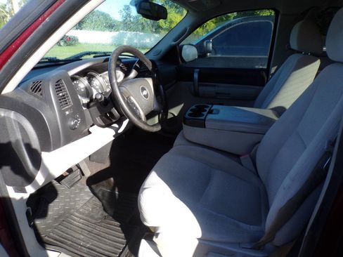Used 2008 Chevrolet Silverado 1500 LT w/ EZ-Lift Tailgate Package image 7