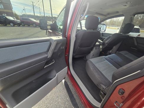 Used 2004 Nissan Titan SE AWD/4WD image 27