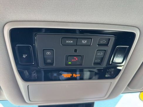 Certified 2026 Toyota Grand Highlander XLE FWD image 24