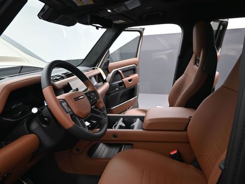 New 2026 Land Rover Defender 110 OCTA AWD/4WD image 24
