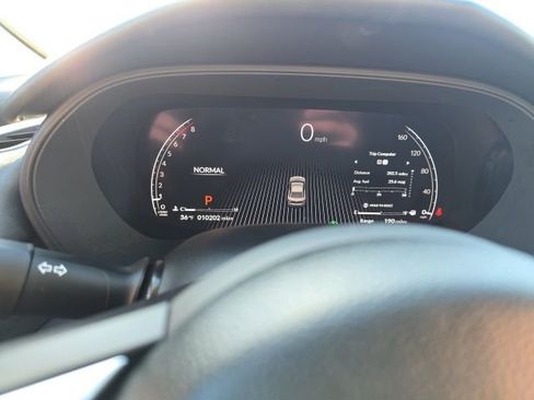 Certified 2025 Acura TLX w/ Technology Package image 17