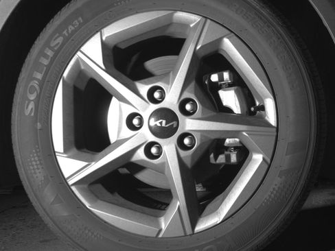 Used 2025 Kia K4 LXS image 13