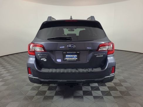 Used 2017 Subaru Outback 2.5i Limited AWD/4WD image 4