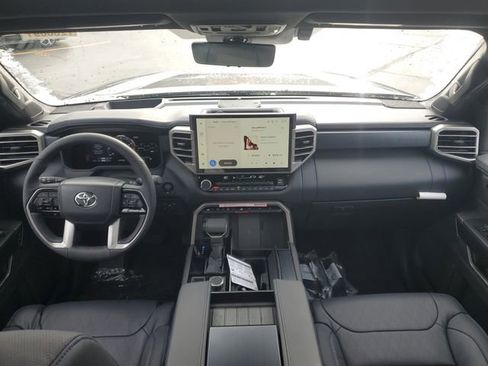 Used 2026 Toyota Sequoia Platinum image 27