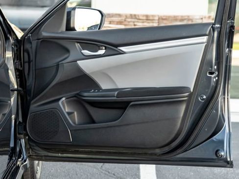 Used 2020 Honda Civic LX image 30