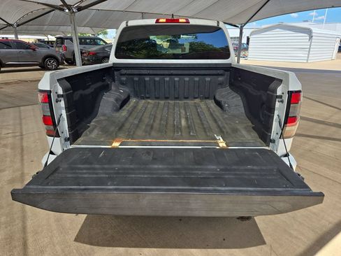 Certified 2024 Nissan Frontier SV RWD image 36