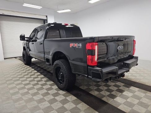 Used 2023 Ford F250 Lariat w/ Sport Appearance Package image 3