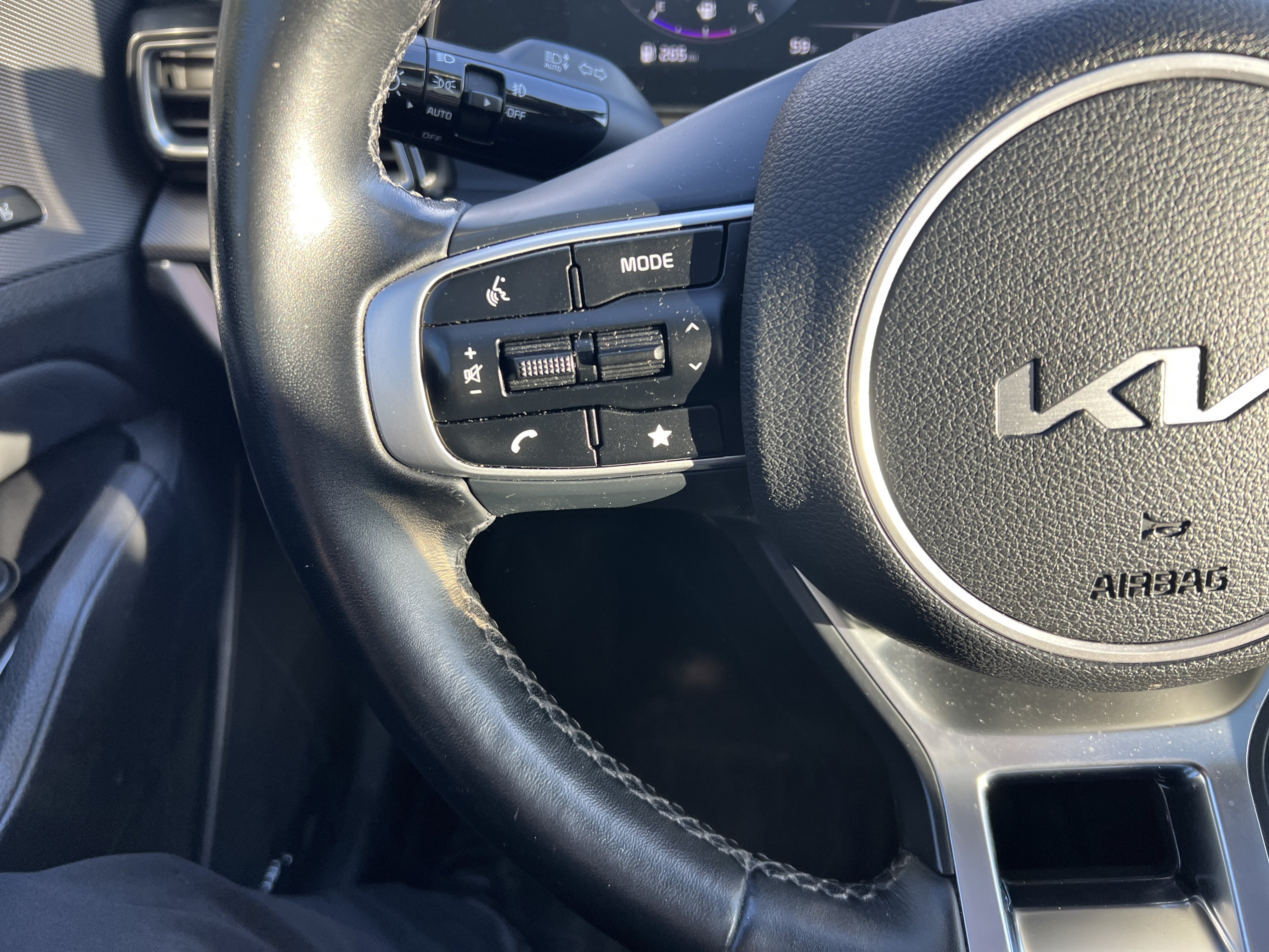 Used 2024 Kia Sportage SX FWD image 15