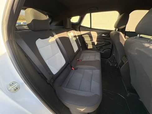 Used 2024 Chevrolet Trax RS w/ Driver Confidence Package image 26