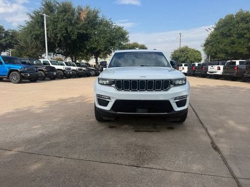 Used 2022 Jeep Grand Cherokee Limited 4xe AWD/4WD image 2