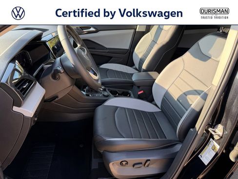 Certified 2023 Volkswagen Taos SEL AWD/4WD image 11