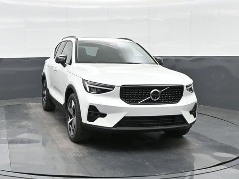 New 2026 Volvo XC40 B4 Plus w/ Protection Package Premier FWD image 2