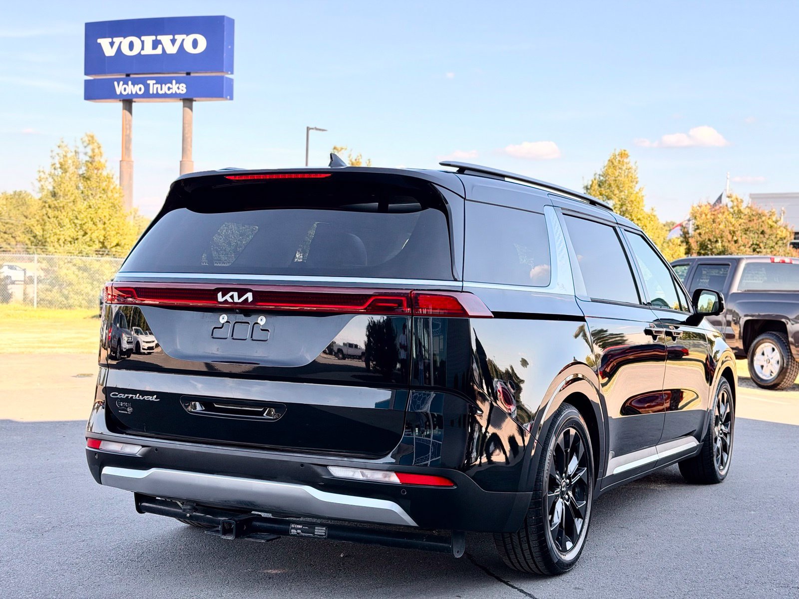 Used 2022 Kia Carnival SX Prestige FWD image 11