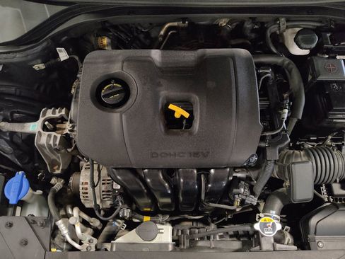 Used 2020 Hyundai Elantra Value Edition FWD image 30