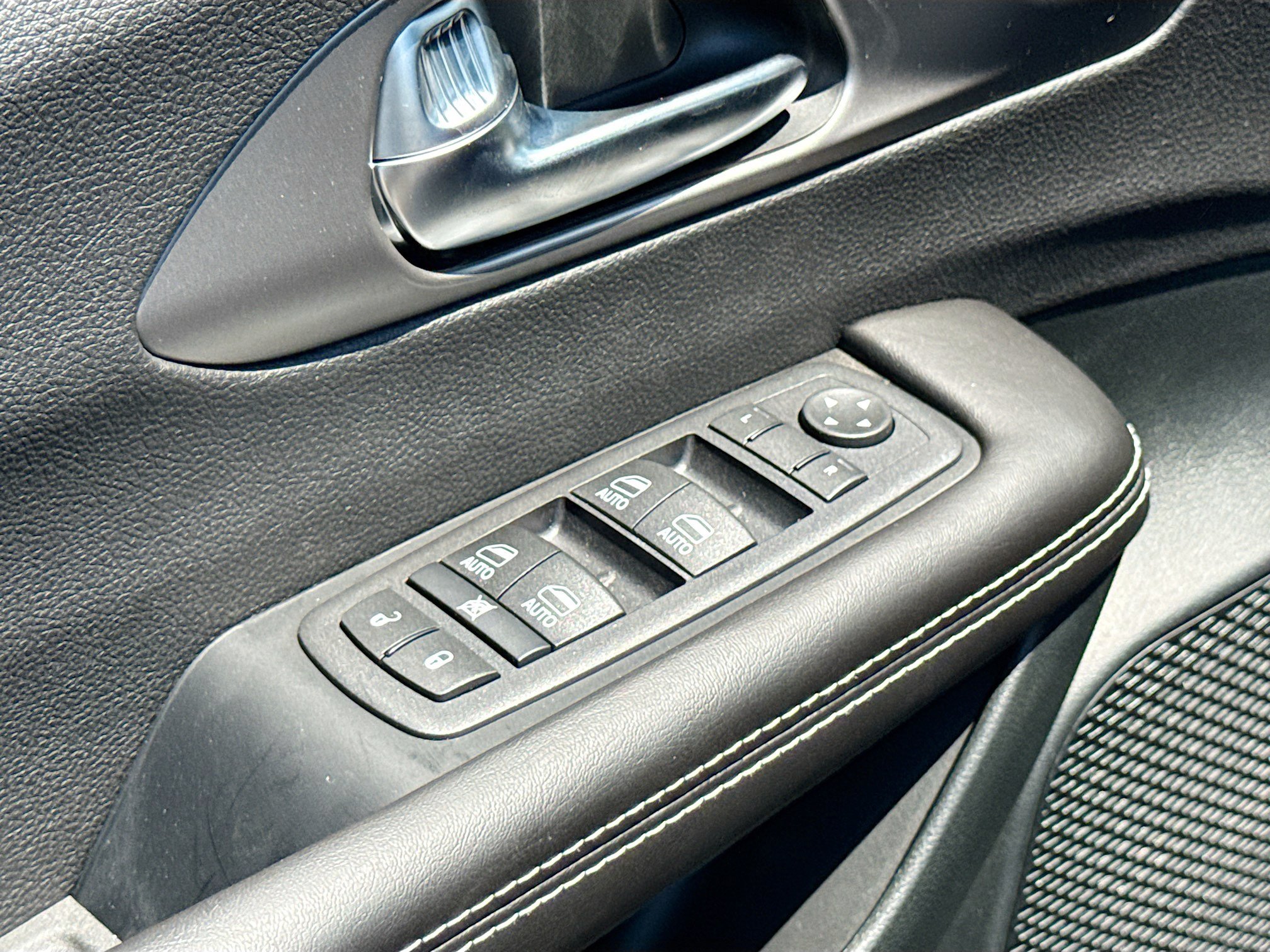New 2027 Chrysler Pacifica LX FWD image 9