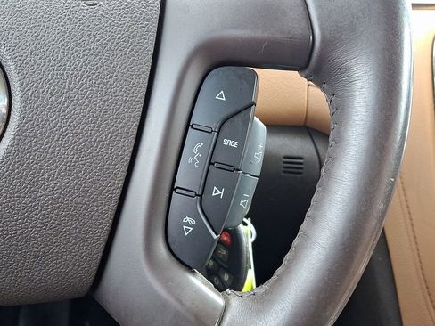 Used 2017 Buick Enclave Leather AWD/4WD image 25