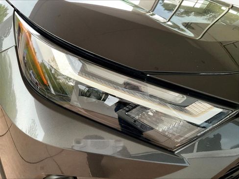 Used 2023 Toyota RAV4 LE FWD image 32