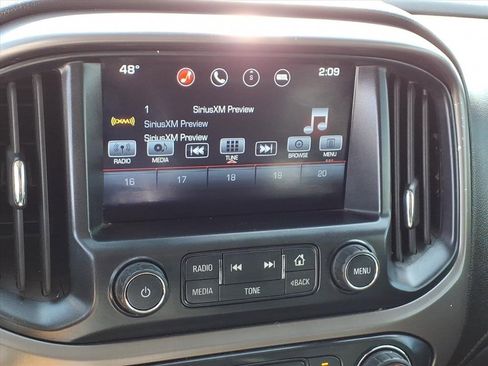 Used 2016 GMC Canyon SLE w/ All Terrain Package image 17