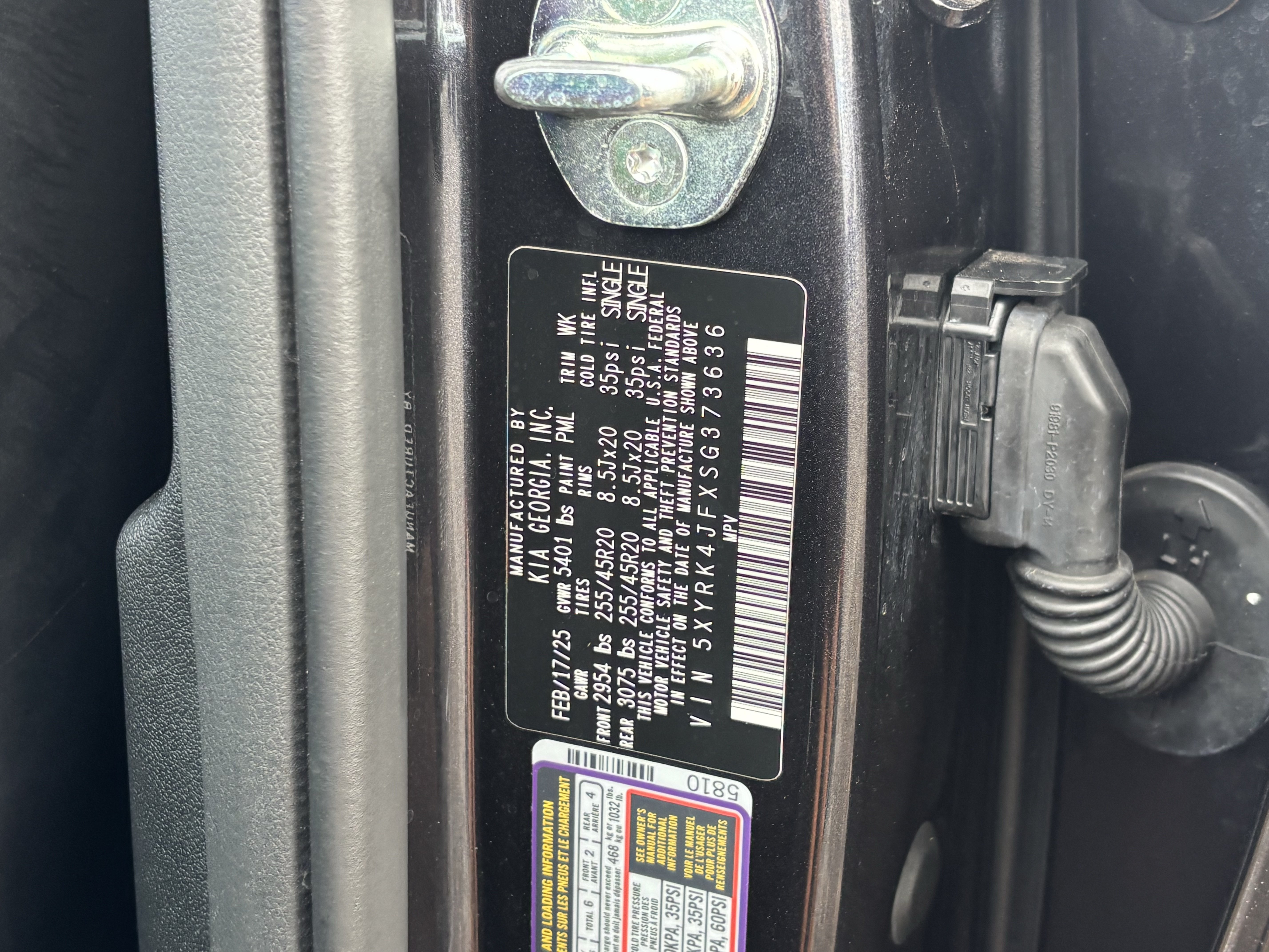 Used 2025 Kia Sorento SX FWD image 30