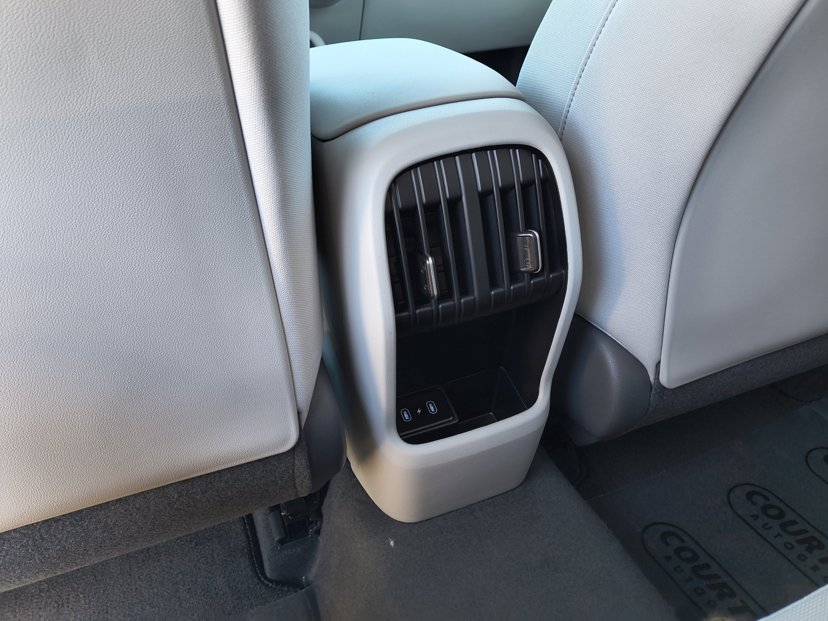 New 2027 Hyundai Kona SEL Sport FWD image 13