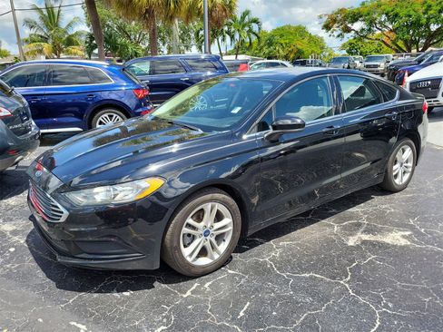 Used 2018 Ford Fusion SE w/ Fusion SE Technology Package image 32