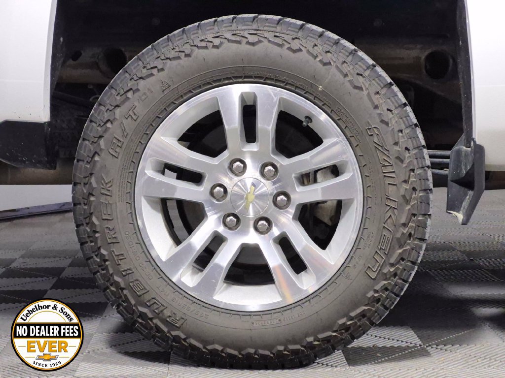 Used 2018 Chevrolet Silverado 1500 LT w/ LT Fleet Convenience Package AWD/4WD image 26