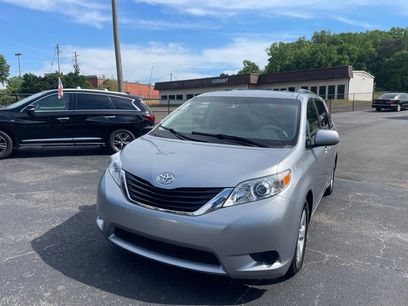 Used 2013 Toyota Sienna LE