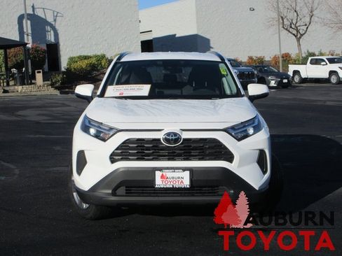 Certified 2025 Toyota RAV4 XLE image 21