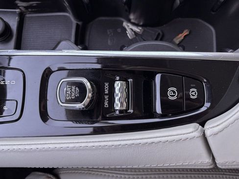 Used 2020 Volvo XC90 T8 Inscription image 30