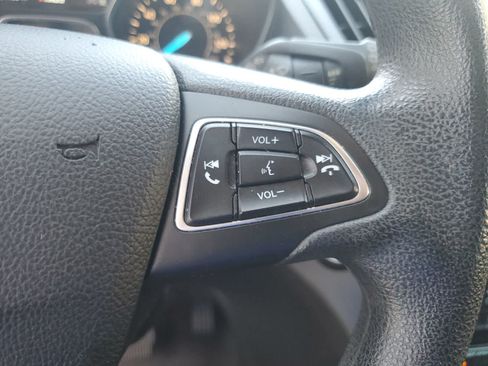 Used 2019 Ford Escape SE AWD/4WD image 18