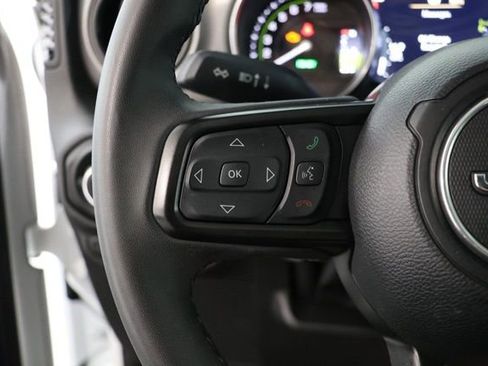 Used 2023 Jeep Wrangler Unlimited w/ 8.4" Radio Group AWD/4WD image 25