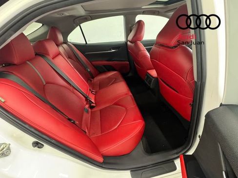 Used 2019 Toyota Camry XSE image 17