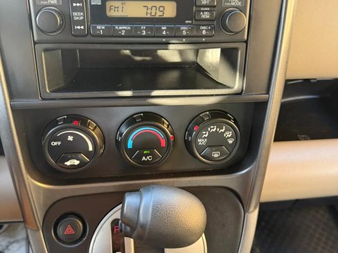 Used 2011 Honda Element LX image 29