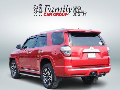Used 2024 Toyota 4Runner Limited AWD/4WD image 3