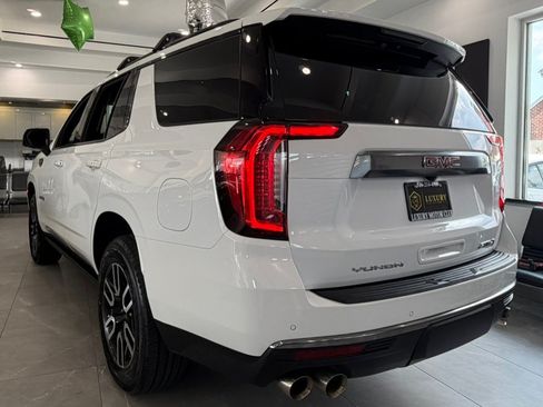 Used 2024 GMC Yukon AT4 w/ AT4 Premium Plus Package AWD/4WD image 5