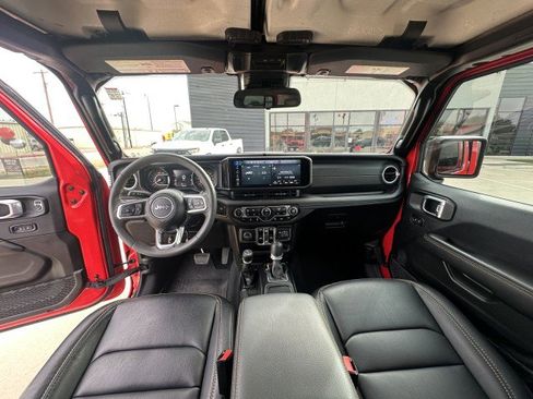 Used 2024 Jeep Wrangler Unlimited Sahara w/ Safety Group image 22