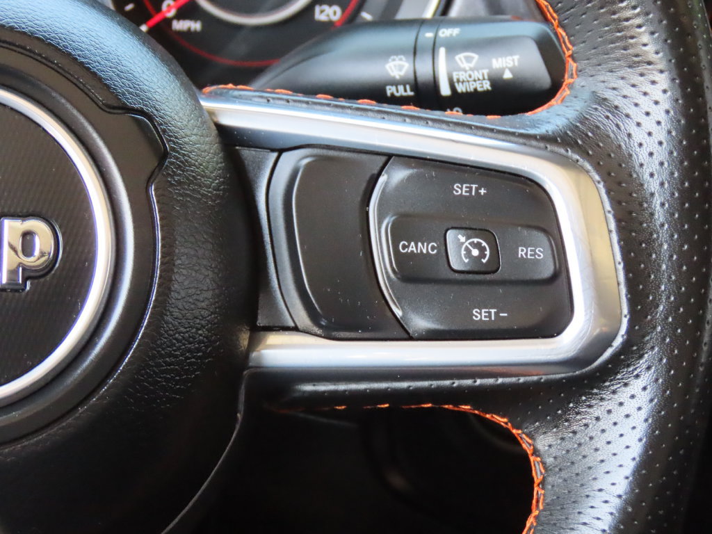 Used 2022 Jeep Gladiator Mojave w/ LED Lighting Group AWD/4WD image 39