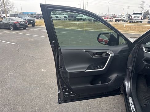 Used 2024 Toyota RAV4 XSE image 9