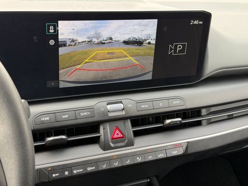 Used 2025 Kia K4 image 32