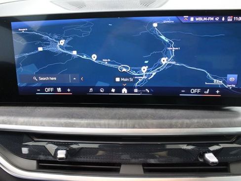 Used 2025 BMW X5 xDrive40i w/ Climate Comfort Package image 22