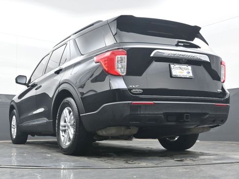 Used 2020 Ford Explorer XLT w/ Class III Trailer Tow Package image 31