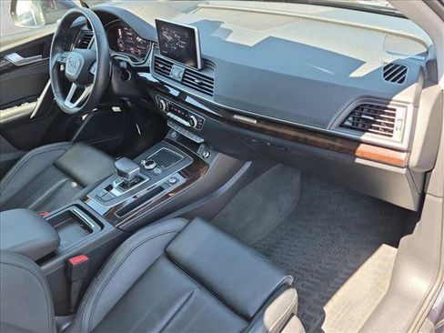 Used 2018 Audi Q5 Prestige w/ Prestige Package AWD/4WD image 24