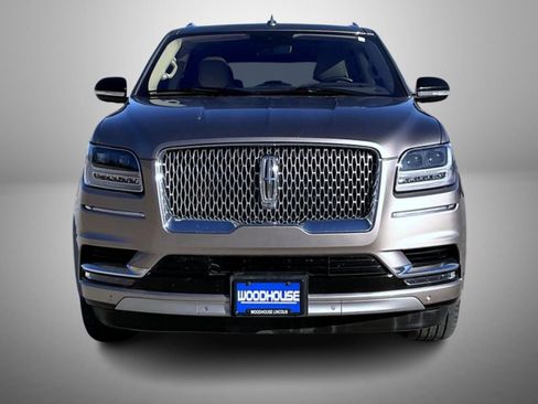 Used 2019 Lincoln Navigator L Reserve image 2
